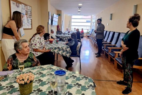 Celebració del 21è aniversari al Centre de Dia de Josep Roqué